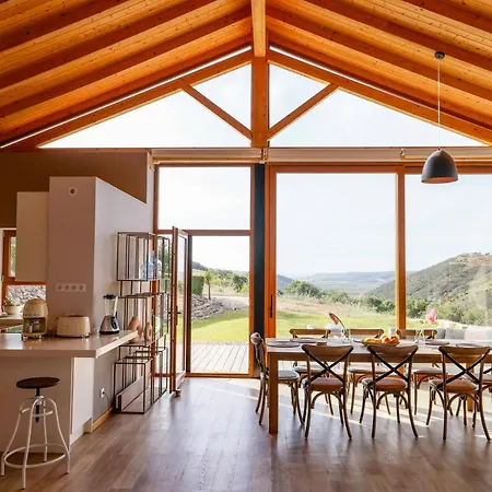 Salthouse Portugal Ocean View West